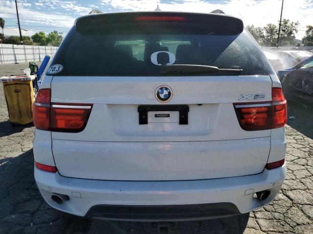 5UXZW0C54D0B96304 - 2013 BMW X5 XDRIVE35D WHITE photo 6