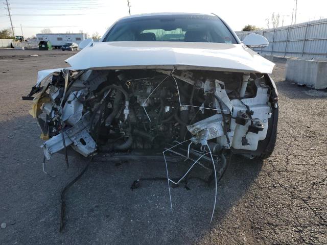 2G4GS5EVXC9214509 - 2012 BUICK REGAL PREMIUM WHITE photo 5