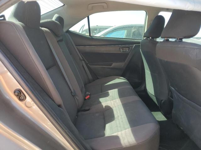 5YFBURHE9JP830386 - 2018 TOYOTA COROLLA L GRAY photo 10