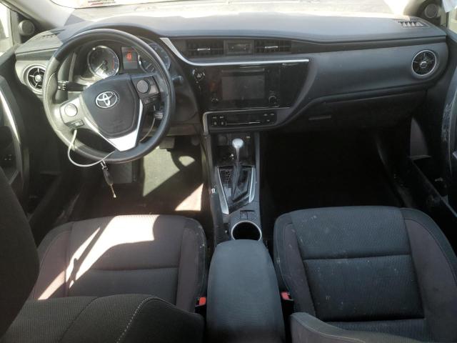 5YFBURHE9JP830386 - 2018 TOYOTA COROLLA L GRAY photo 8