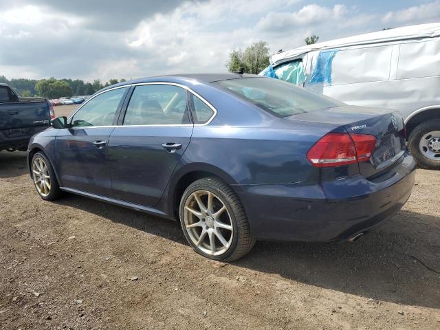 1VWBV7A35FC038159 - 2015 VOLKSWAGEN PASSAT SE BLUE photo 2