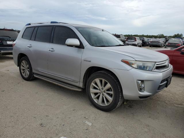 JTEDC3EH2D2019177 - 2013 TOYOTA HIGHLANDER HYBRID LIMITED SILVER photo 4