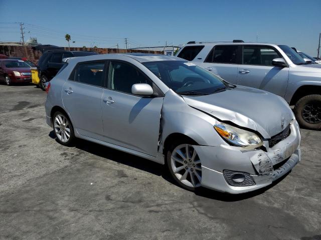 2T1GE40EX9C001551 - 2009 TOYOTA COROLLA MA XRS SILVER photo 4