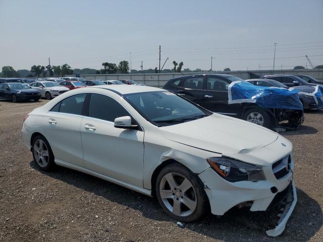 WDDSJ4GB9FN217858 - 2015 MERCEDES-BENZ CLA 250 4MATIC WHITE photo 4