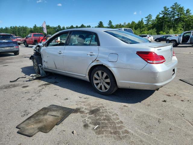 4T1BK36BX5U005005 - 2005 TOYOTA AVALON XL SILVER photo 2