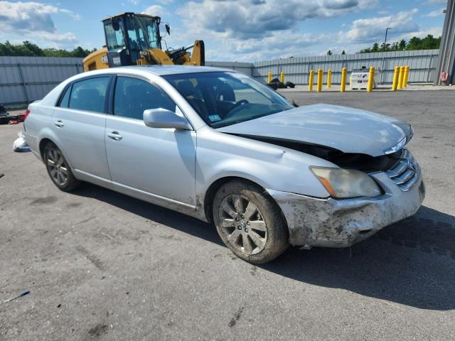 4T1BK36BX5U005005 - 2005 TOYOTA AVALON XL SILVER photo 4