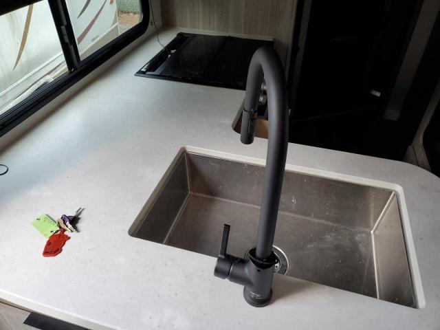 4YDT22127MK414757 - 2021 KEYSTONE PASSPORT TWO TONE photo 5