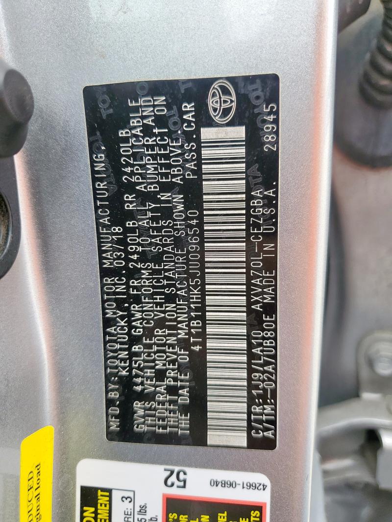 4T1B11HK5JU096540 - 2018 TOYOTA CAMRY L 银色 照片 12