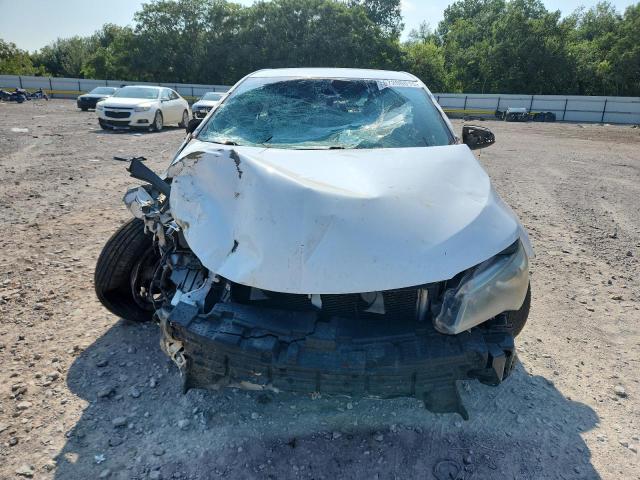 4T1BF1FK5GU141117 - 2016 TOYOTA CAMRY LE WHITE photo 5