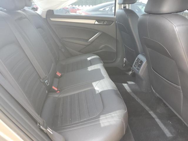 1VWBT7A31FC025267 - 2015 VOLKSWAGEN PASSAT SE 金色 照片 10