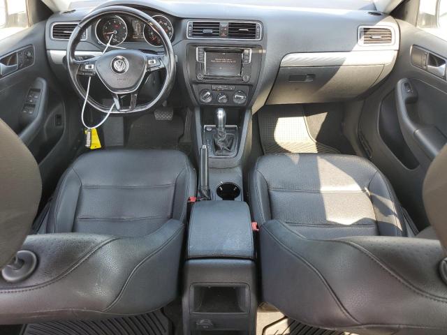 3VWDB7AJ3HM364429 - 2017 VOLKSWAGEN JETTA SE WHITE photo 8