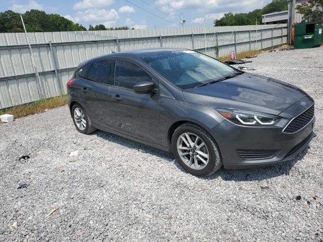 1FADP3K24JL265572 - 2018 FORD FOCUS SE Մոխրագույն լուսանկար 4