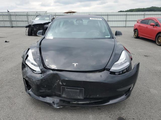 5YJ3E1EB9JF178443 - 2018 TESLA MODEL 3 Negro foto 5