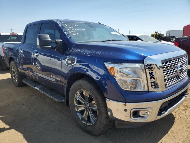 1N6AA1E5XHN561975 - 2017 NISSAN TITAN SV BLUE photo 4