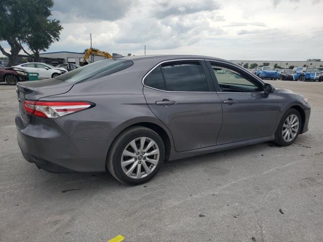 4T1B11HK4KU690215 - 2019 TOYOTA CAMRY L GRAY photo 3