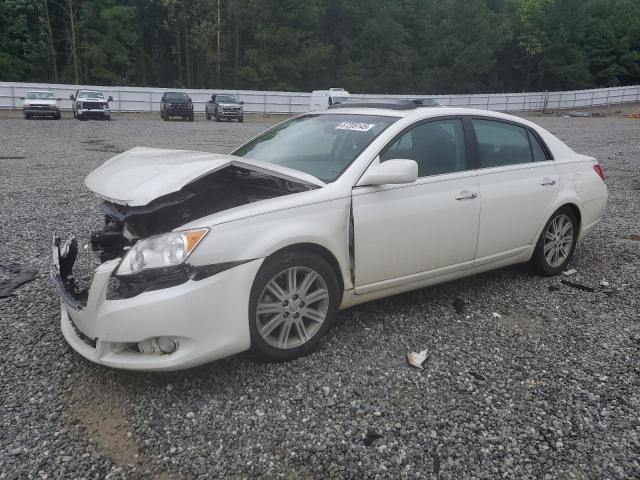 2010 TOYOTA AVALON XL, 