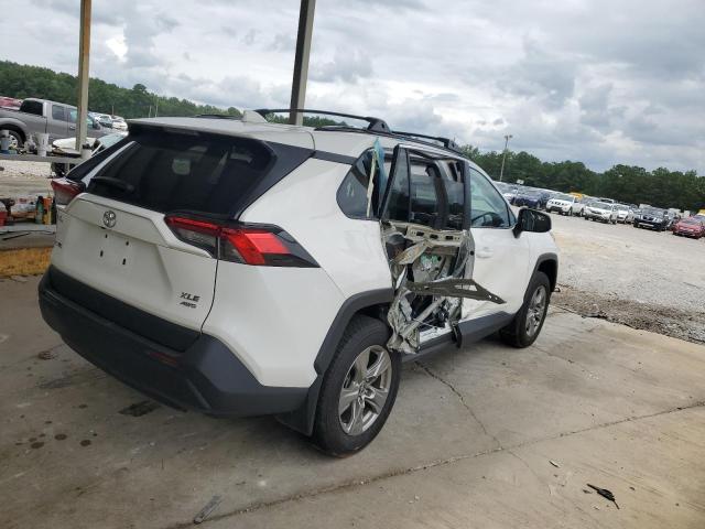 2T3P1RFV9PW388158 - 2023 TOYOTA RAV4 XLE WHITE photo 3