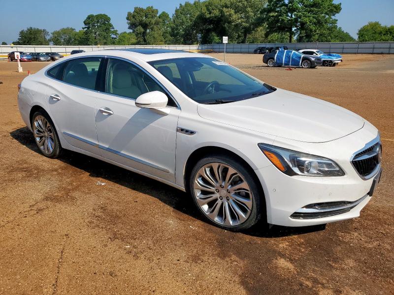 1G4ZR5SS9JU116165 - 2018 BUICK LACROSSE PREMIUM أبيض صورة 4