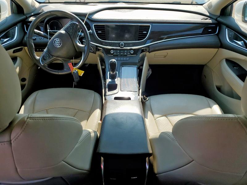 1G4ZR5SS9JU116165 - 2018 BUICK LACROSSE PREMIUM أبيض صورة 8