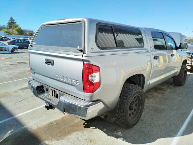 5TFDW5F17EX354299 - 2014 TOYOTA TUNDRA CREWMAX SR5 SILVER photo 3