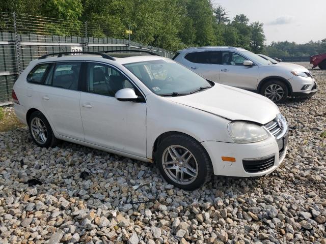 3VWTZ71KX9M272798 - 2009 VOLKSWAGEN JETTA SE WHITE photo 4