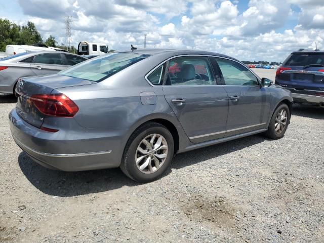 1VWAT7A31HC018575 - 2017 VOLKSWAGEN PASSAT S Сірий фото 3