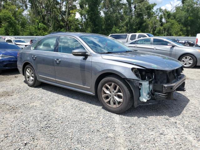 1VWAT7A31HC018575 - 2017 VOLKSWAGEN PASSAT S Сірий фото 4