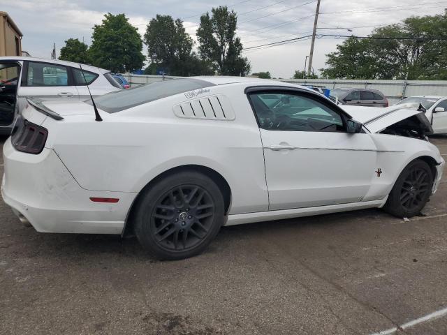 1ZVBP8AM6E5314523 - 2014 FORD MUSTANG WHITE photo 3