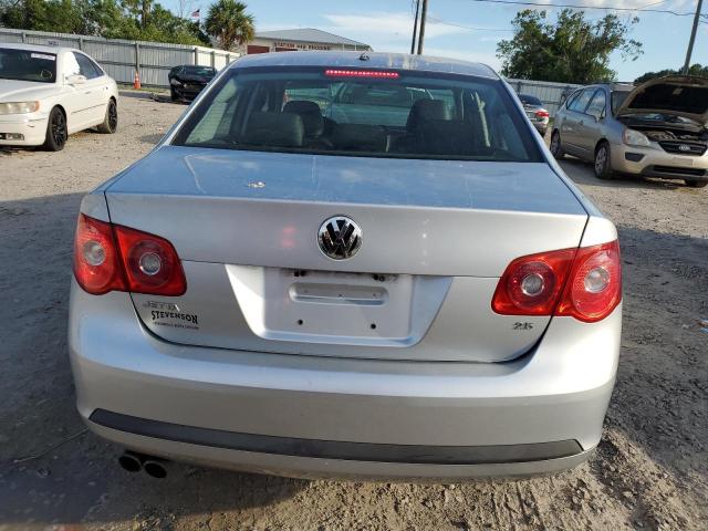 3VWEF71K27M173097 - 2007 VOLKSWAGEN JETTA WOLFSBURG 银色 照片 6
