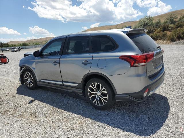 JA4AZ2A36JZ006438 - 2018 MITSUBISHI OUTLANDER ES 银色 照片 2