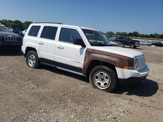 1C4NJPBA7GD670066 - 2016 JEEP PATRIOT SPORT WHITE photo 4