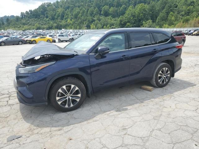 2022 TOYOTA HIGHLANDER XLE, 
