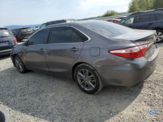 4T1BF1FK1GU182022 - 2016 TOYOTA CAMRY LE GRAY photo 2