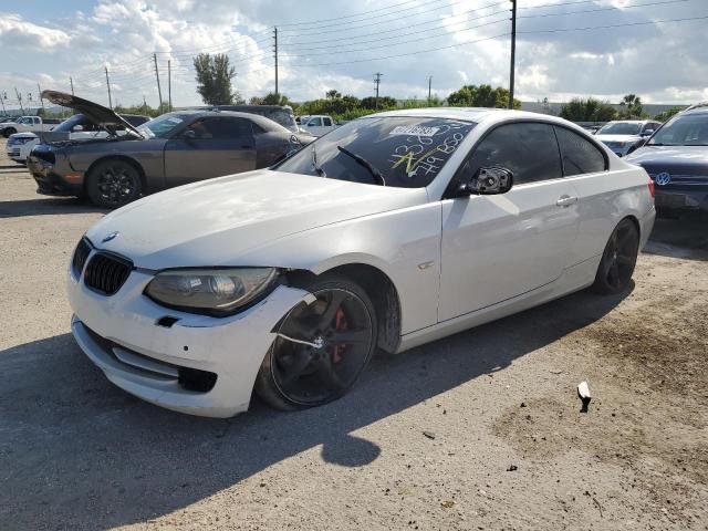 WBAKG7C55BE264385 - 2011 BMW 335 I WHITE photo 1