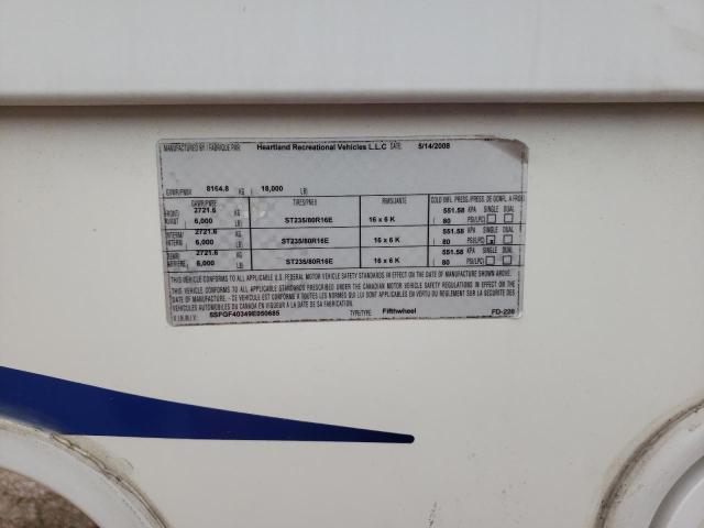 5SFGF40349E050685 - 2009 HEARTLAND CYCLONE WHITE photo 10