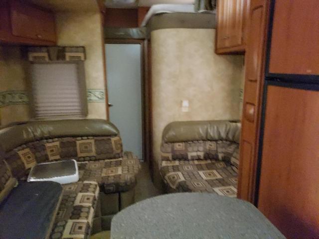 5SFGF40349E050685 - 2009 HEARTLAND CYCLONE WHITE photo 6