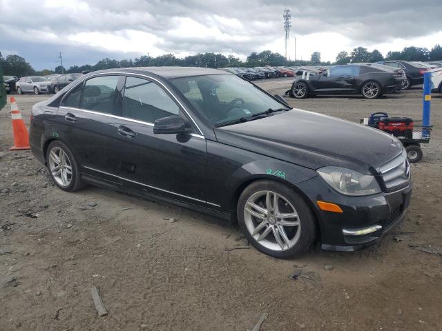 WDDGF8BB3CR201424 - 2012 MERCEDES-BENZ C 300 4MATIC BLACK photo 4