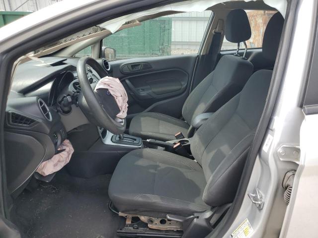 3FADP4BJ4JM110743 - 2018 FORD FIESTA SE ვერცხლისფერი ფოტო 7