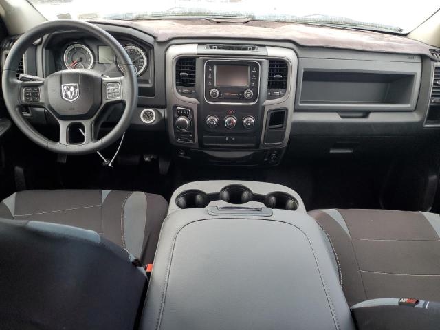 1C6RR7FG4JS327329 - 2018 RAM 1500 ST შავი ფოტო 8