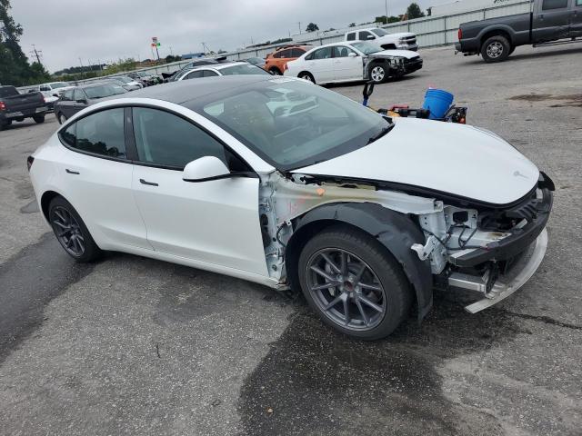 5YJ3E1EA5MF090386 - 2021 TESLA MODEL 3 WHITE photo 4