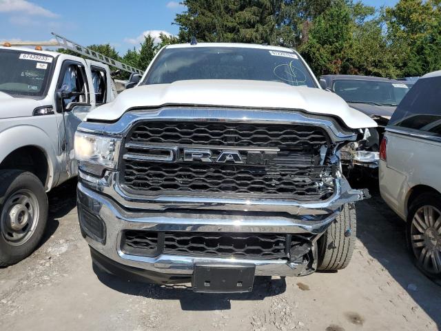 3C6UR5CJ1NG390769 - 2022 RAM 2500 TRADESMAN WHITE photo 5