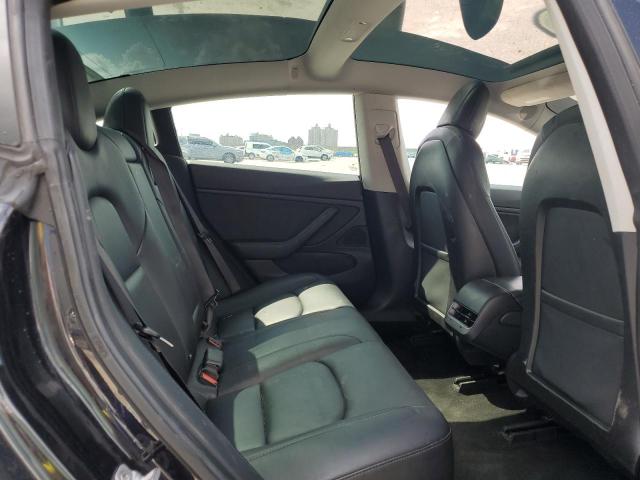 5YJ3E1EB7JF109377 - 2018 TESLA MODEL 3 Սև լուսանկար 10
