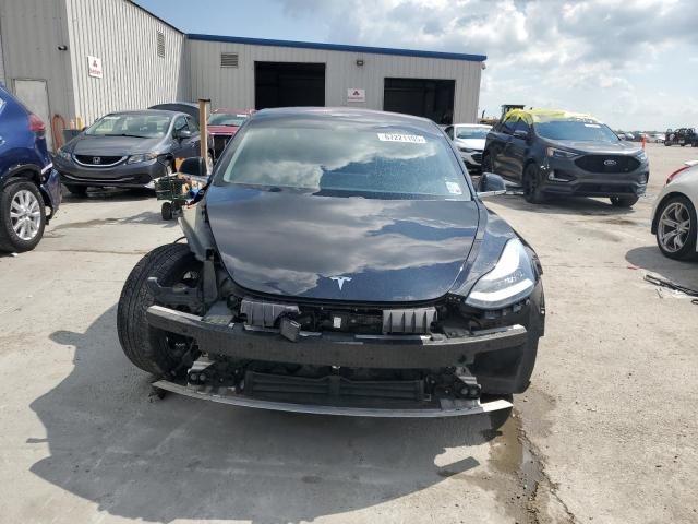 5YJ3E1EB7JF109377 - 2018 TESLA MODEL 3 Սև լուսանկար 5