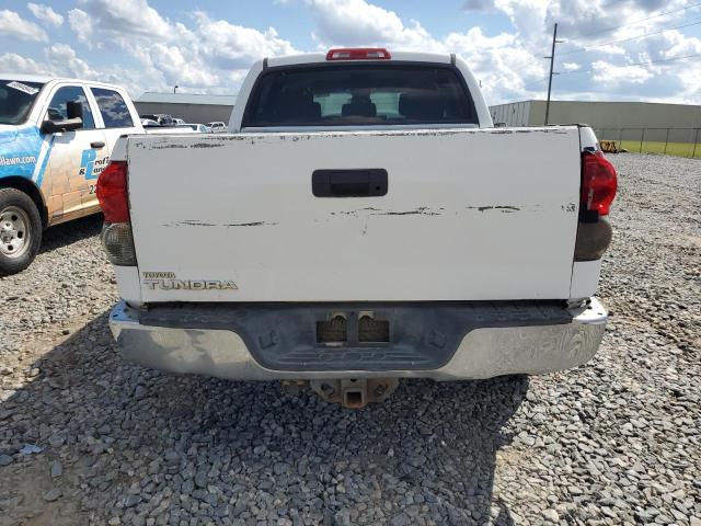 5TBEV54108S479819 - 2008 TOYOTA TUNDRA CREWMAX WHITE photo 6