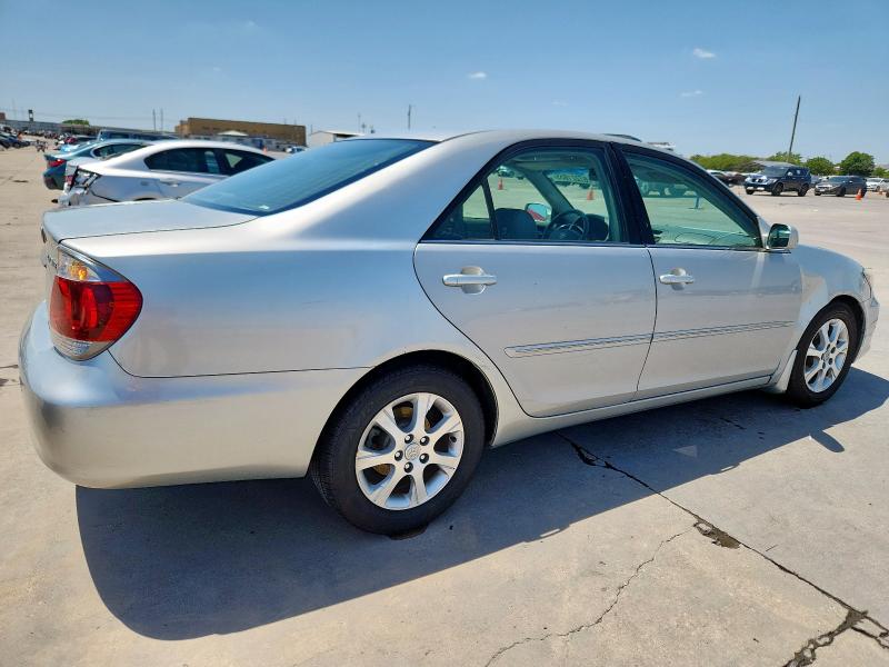 4T1BF32KX6U117976 - 2006 TOYOTA CAMRY LE SILVER photo 3