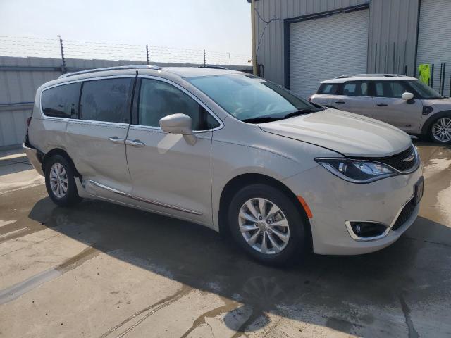 2C4RC1BG1KR604468 - 2019 CHRYSLER PACIFICA TOURING L ბეჟი ფოტო 4