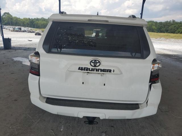 JTENU5JR6N6033945 - 2022 TOYOTA 4RUNNER SR5/SR5 PREMIUM WHITE photo 6