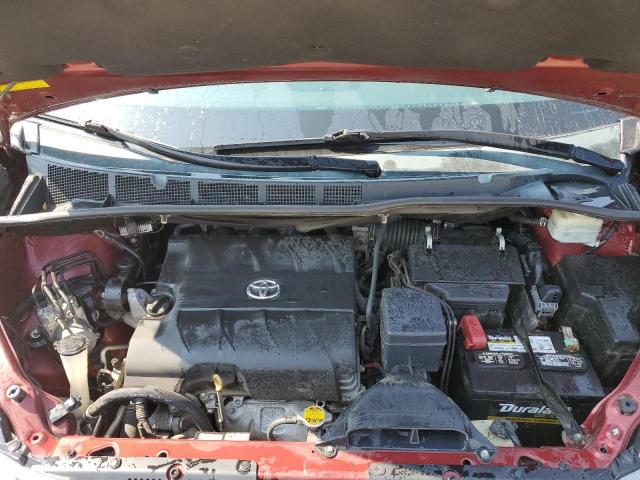 5TDYK3DC4FS562976 - 2015 TOYOTA SIENNA XLE RED photo 12