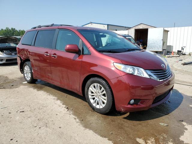 5TDYK3DC4FS562976 - 2015 TOYOTA SIENNA XLE RED photo 4