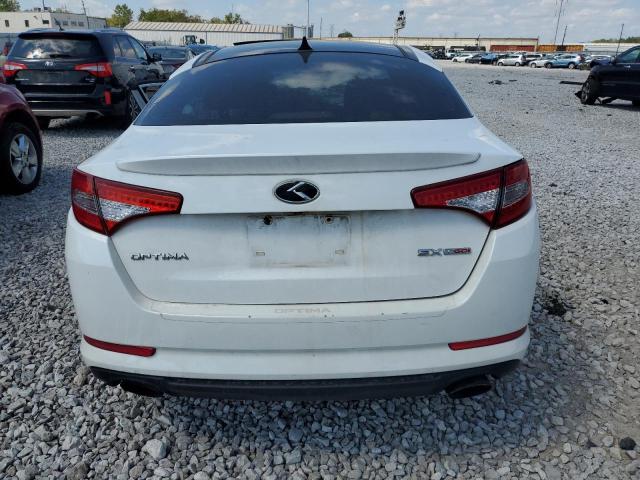 5XXGR4A6XCG010486 - 2012 KIA OPTIMA SX WHITE photo 6